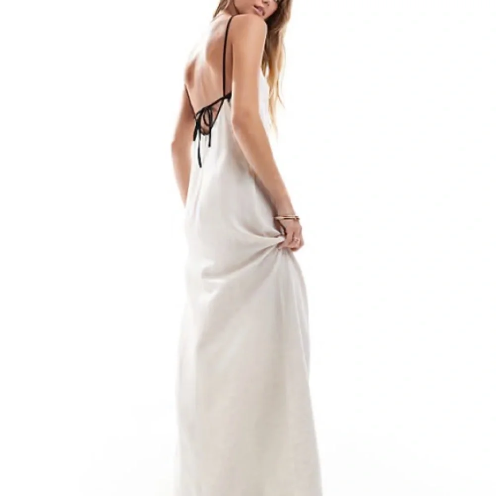 Viral Elegant Cream linen Maxi Dress - Picture 6 of 13